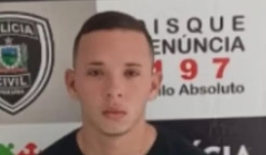 Adolescente suspeito de envolvimento na morte de mulher e na tentativa de assassinato de jovem é apreendido
