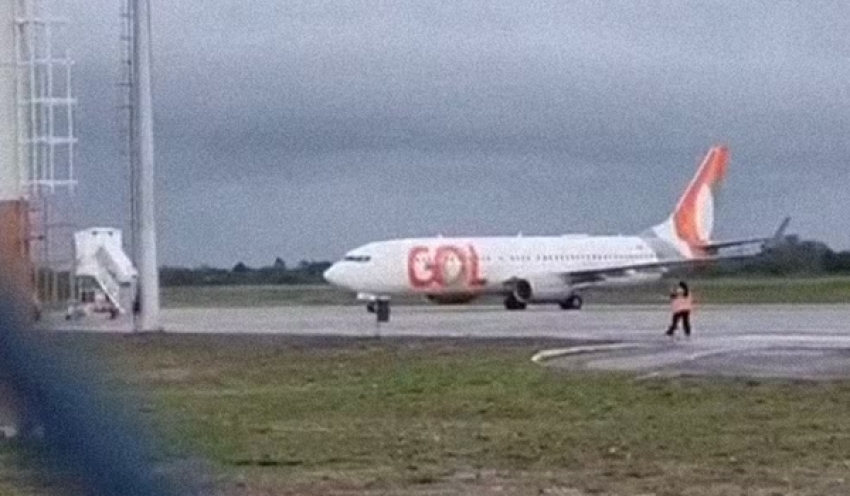 Avião faz pouso de emergência no Aeroporto de João Pessoa