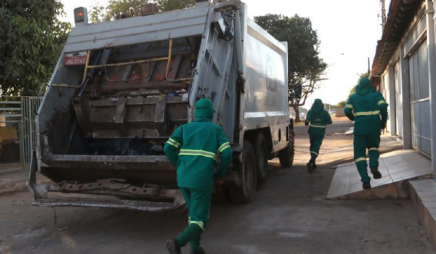 Câmara aprova e envia ao Senado projeto que estabelece piso salarial de R$ 3 mil para garis