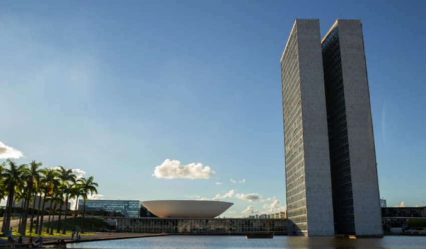 Câmara dos Deputados envia ao STF informações sobre tramitação de emendas de comissões