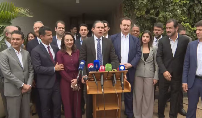 Hugo Motta quer votar sistema distrital misto ainda neste ano