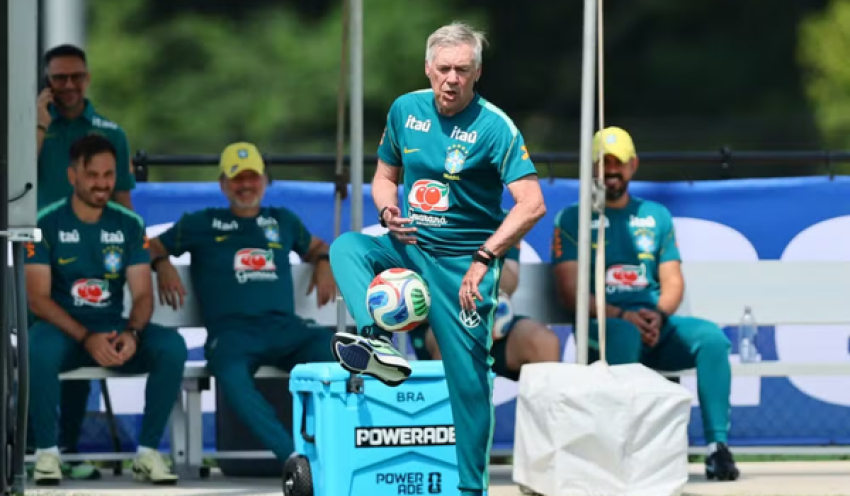 Reforçar o meio ou voltar para o 4-2-4? Veja as opções de Ancelotti para substituir Paquetá na Seleção