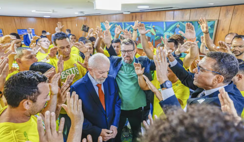 PT divulga carta a evangélicos e diz que governo Lula sempre teve 'respeito e reconhecimento' por igrejas