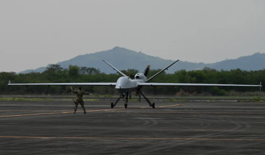 Governo Trump envia drones para reforçar investida contra cartéis de drogas na América do Sul, diz TV
