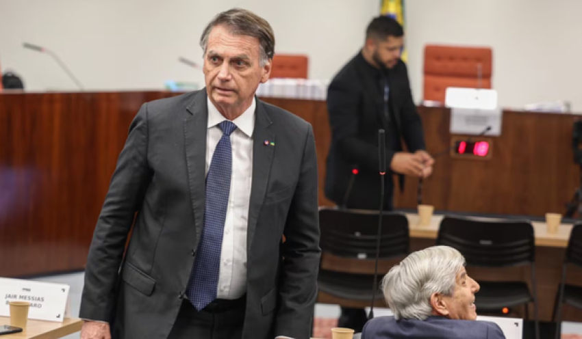 Moraes envia à PGR recursos contra restrições de visitas a Jair Bolsonaro