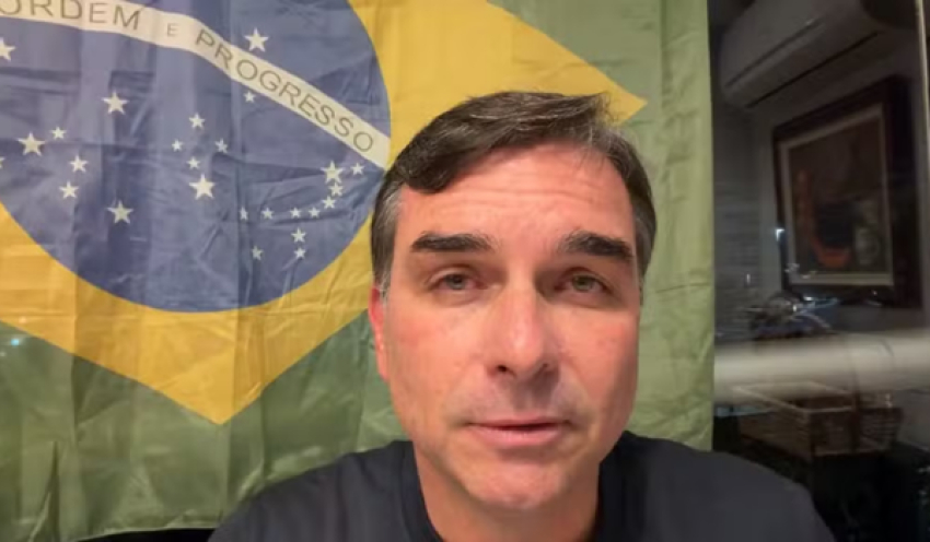 Moraes marca para 28 de julho depoimento de Flávio Bolsonaro em caso de suspeita de calúnia contra Lula