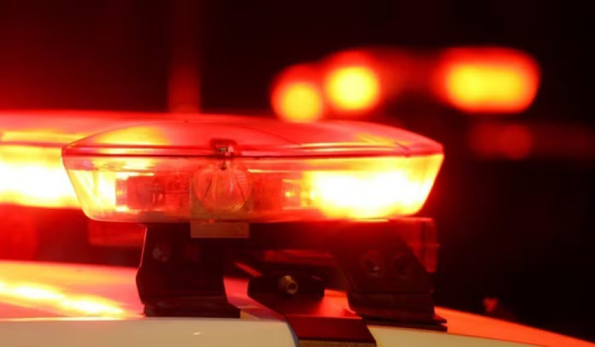 Homem é preso suspeito de espancar esposa e ameaçá-la com enxada, na Paraíba