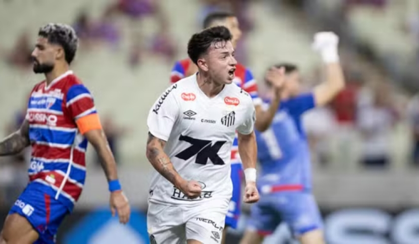 Santos vence com gol nos acréscimos, sai do Z-4 e mantém Fortaleza em crise
