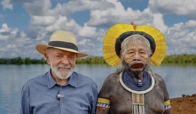 Lula condecora cacique Raoni com a mais alta honraria do país: &#039;Um dos grandes nomes da história&#039;