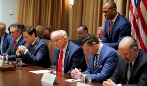 Trump diz que Zelensky irá a Washington fechar acordo para exploração de mineirais: &#039;Vamos recuperar nosso dinheiro&#039;