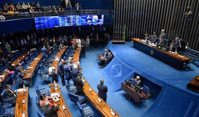 PEC da reforma tributária está pautada para quarta no Plenário