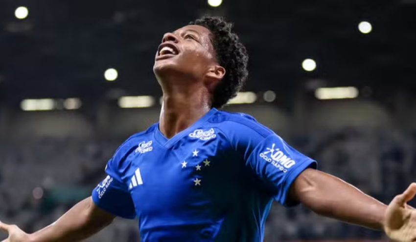 Cruzeiro impõe segunda derrota seguida ao São Paulo e dorme no G-4 do Brasileiro