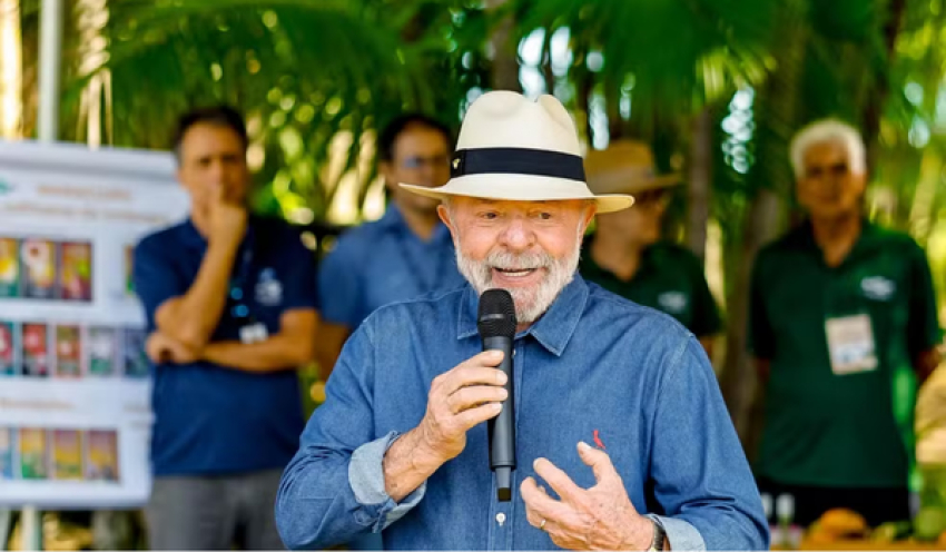 Lula diz ter chamado delegados que estão 'fingindo trabalhar' para combater crime organizado