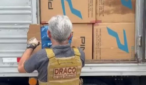 Caminhão com carga de cigarros contrabandeados é encontrado abandonado em Ingá, na PB