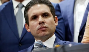 Novo presidente da Câmara diz que vai discutir anistia do 8/1 &#039;de maneira muito tranquila&#039;