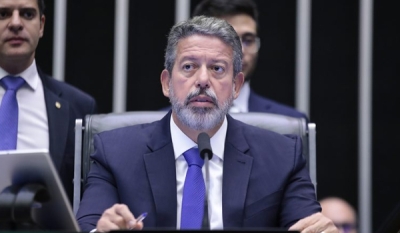 Lira apresenta projeto que pune excessos nos embates entre deputados
