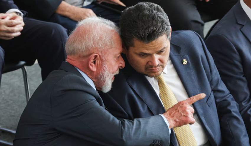 Lula e Alcolumbre visitam hoje navio-sonda da Petrobras na Margem Equatorial