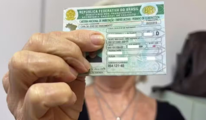Nova CNH: brasileiros economizam R$ 1,8 bilhão com curso teórico gratuito, diz ministério