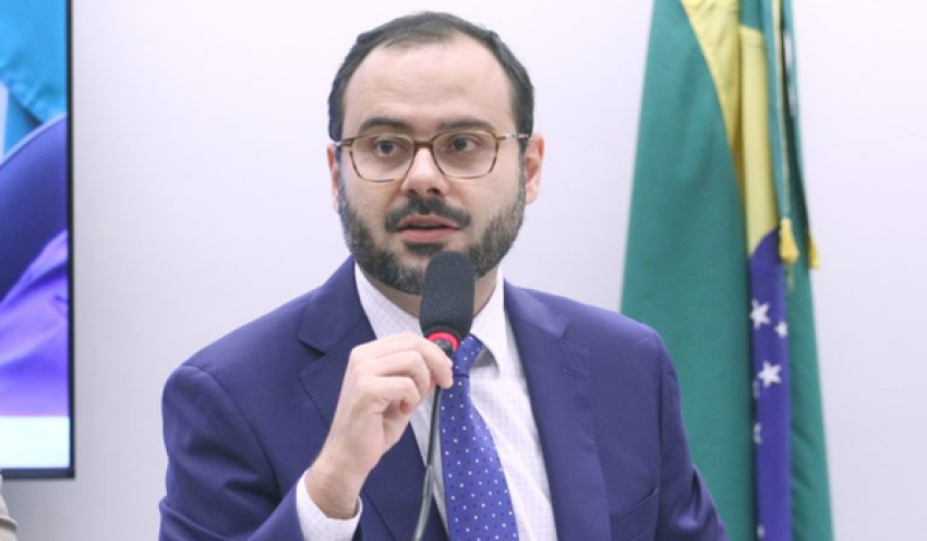 Ministro defende teto de R$ 140 mil para MEI; empresários cobram reajuste do Simples Nacional