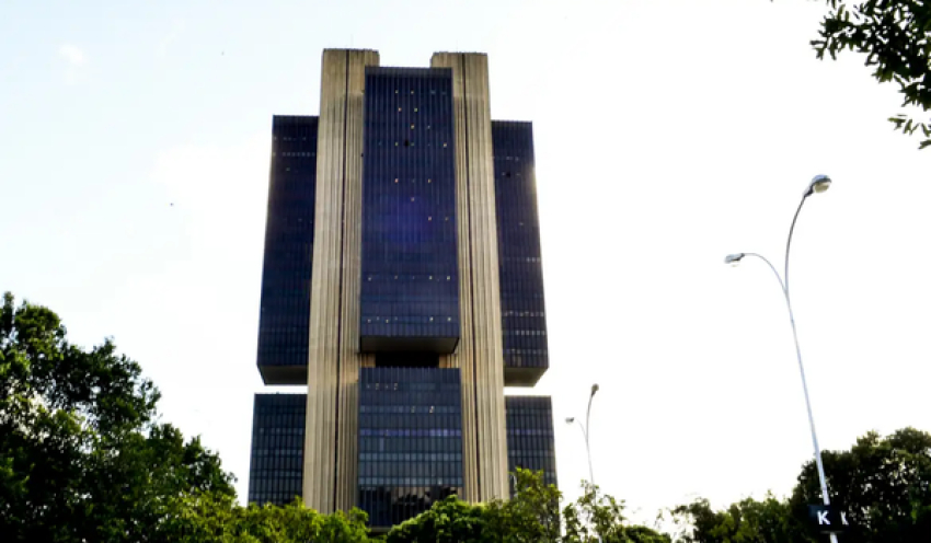 Copom adota cautela por tensões globais e expectativa da inflação