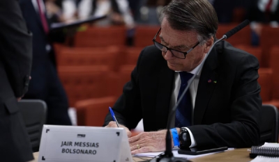 Bolsonaro se defende em meio ao interrogatório de Cid e diz que ‘não tem por que ser condenado’