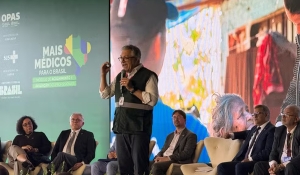 Padilha defende atualizar Revalida para médicos formados no exterior: &#039;Queremos o mesmo patamar da formação no Brasil&#039;