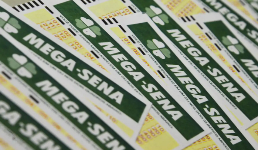 Ninguém acerta Mega-Sena; prêmio acumula para R$ 165 milhões