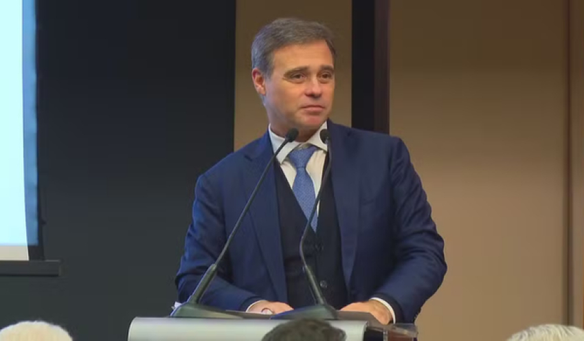 Mendonça tende a manter no STF inquéritos sobre Lulinha
