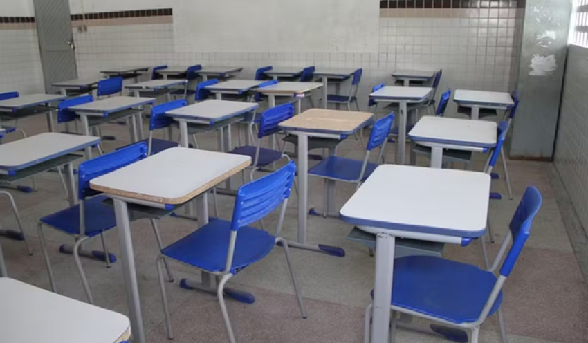 Lei garante prioridade para filhos de PCDs e idosos em matrículas na rede estadual de ensino, na PB