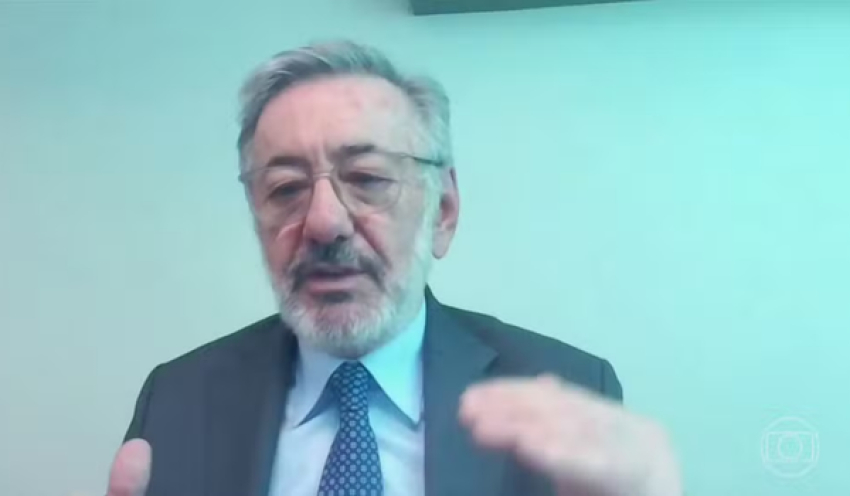 Ministro da Indústria aposta em superávit comercial de US$ 90 bilhões em 2026, acima da previsão oficial